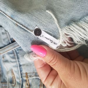 Super cute shorts never worn  new with tags